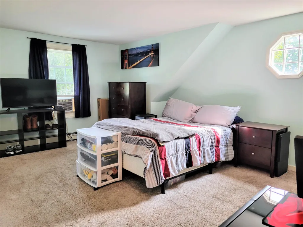 2 Wedgewood Drive Concord NH 03301