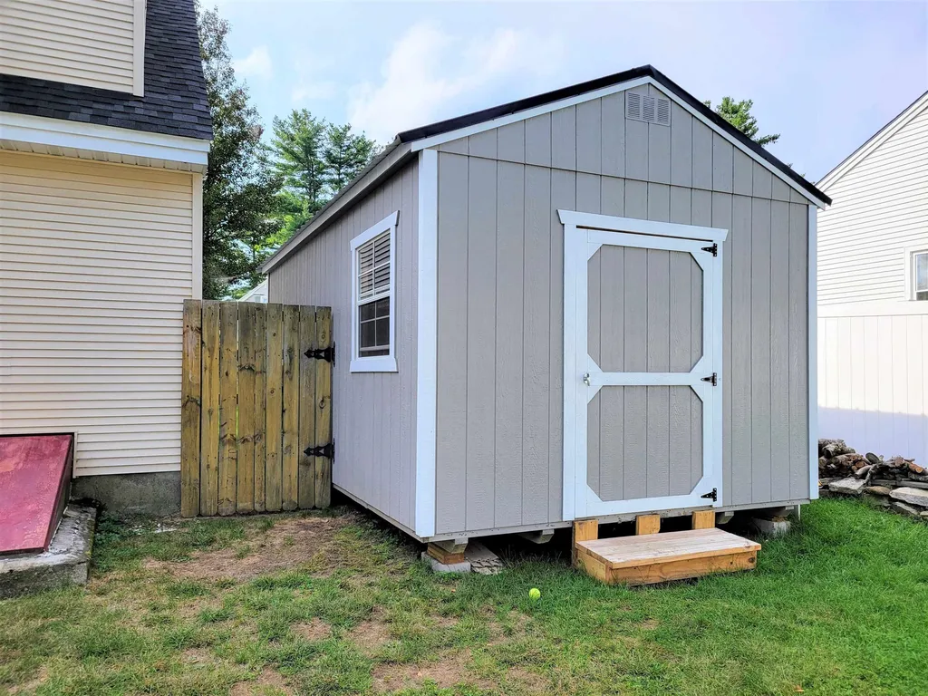 2 Wedgewood Drive Concord NH 03301