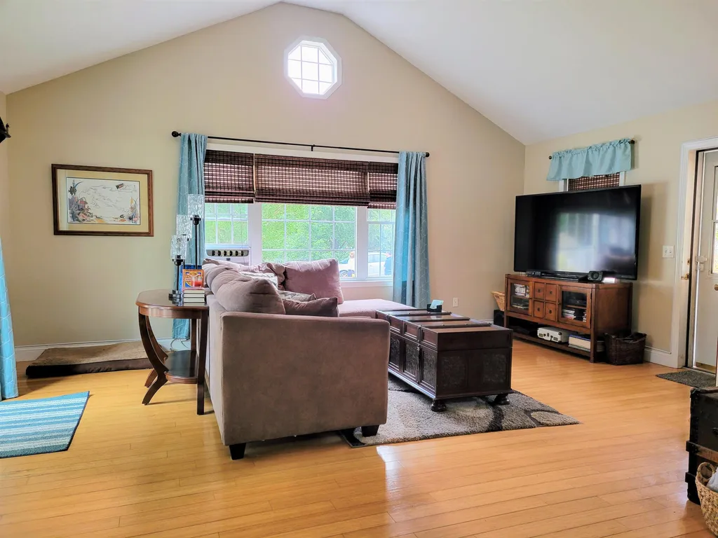 2 Wedgewood Drive Concord NH 03301
