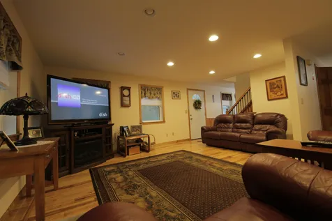 7186 Shaker Road Loudon NH 03307