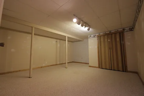 7186 Shaker Road Loudon NH 03307
