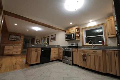 7186 Shaker Road Loudon NH 03307