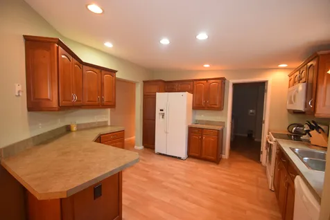 15 Aspen Way North Hampton NH 03862