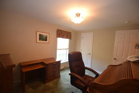 15 Aspen Way North Hampton NH 03862