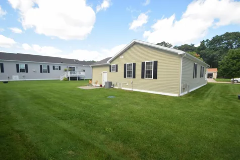 15 Aspen Way North Hampton NH 03862