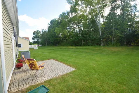 15 Aspen Way North Hampton NH 03862