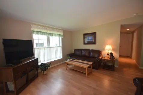 15 Aspen Way North Hampton NH 03862