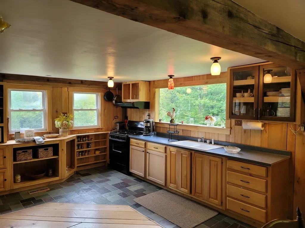 4156 North Hollow Road Granville VT 05747