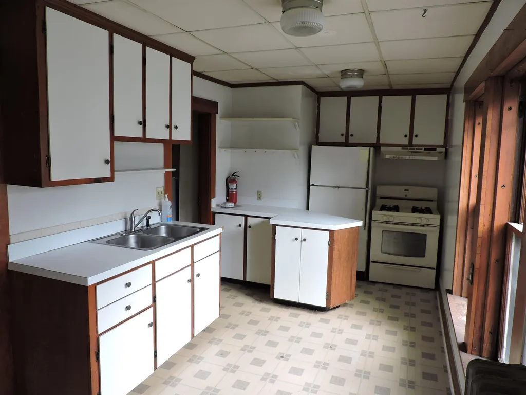 33 Maple Street Lebanon NH 03784