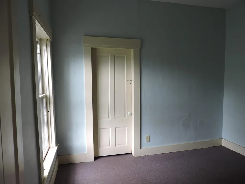 33 Maple Street Lebanon NH 03784