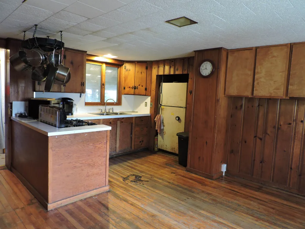 33 Maple Street Lebanon NH 03784