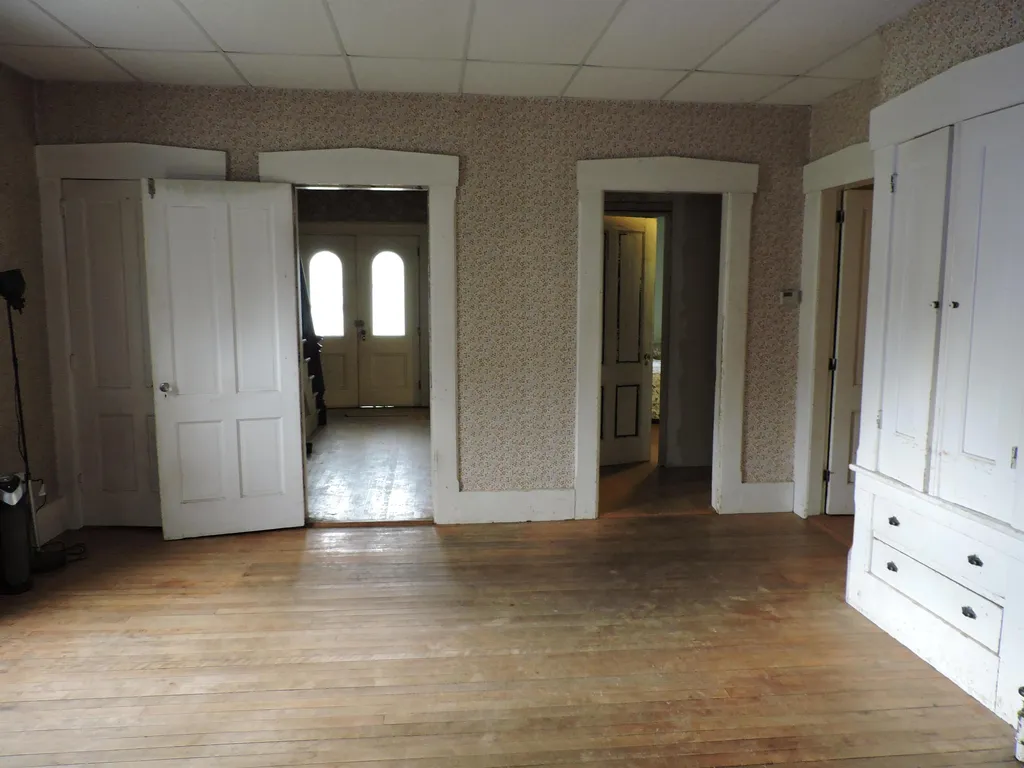 33 Maple Street Lebanon NH 03784