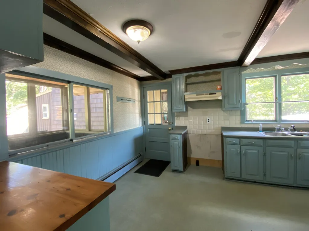 78 Parker Street Winchester NH 03470