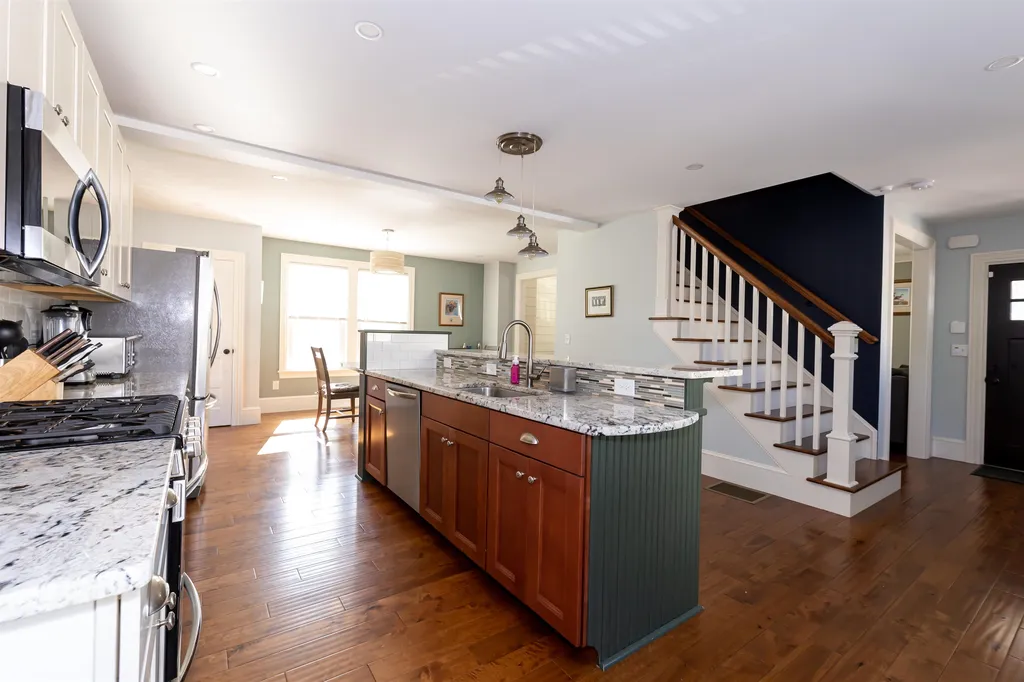 16 S Pine Street Dover NH 03820