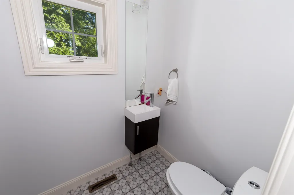 16 S Pine Street Dover NH 03820