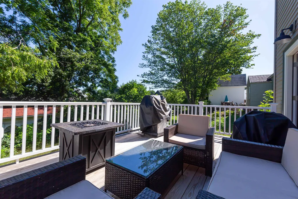 16 S Pine Street Dover NH 03820
