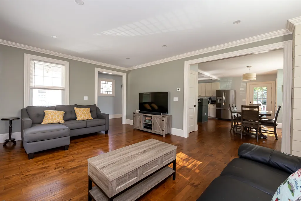 16 S Pine Street Dover NH 03820