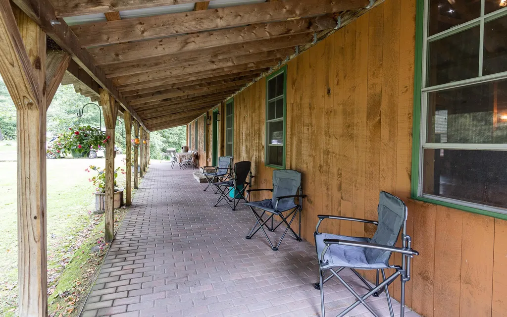 48 Old Alstead Road Charlestown NH 03603