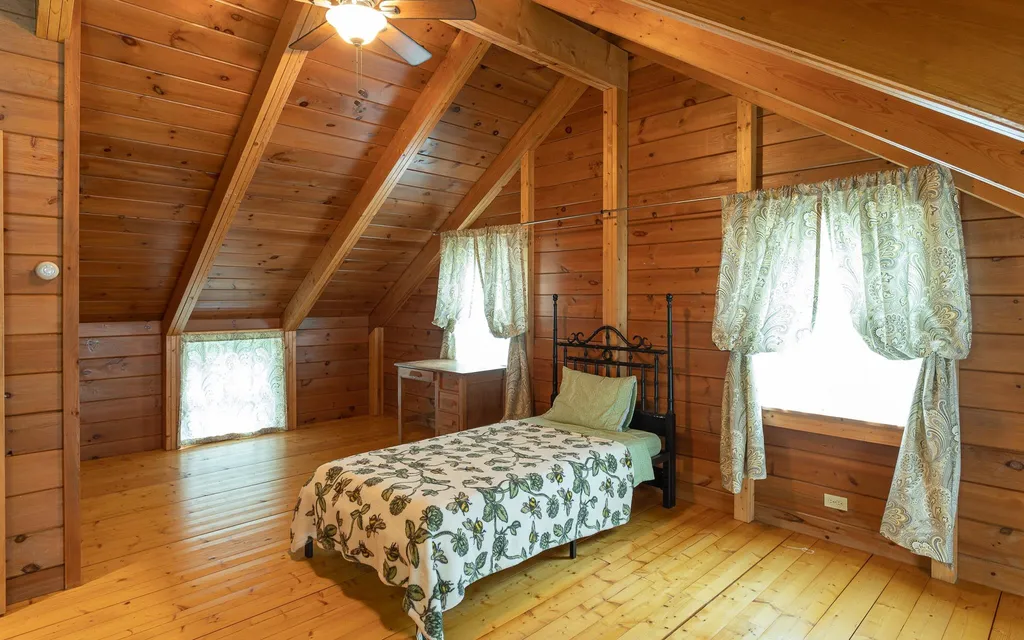 48 Old Alstead Road Charlestown NH 03603