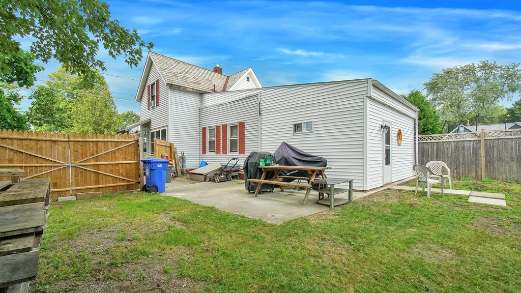 13 Crowley Street Burlington VT 05401