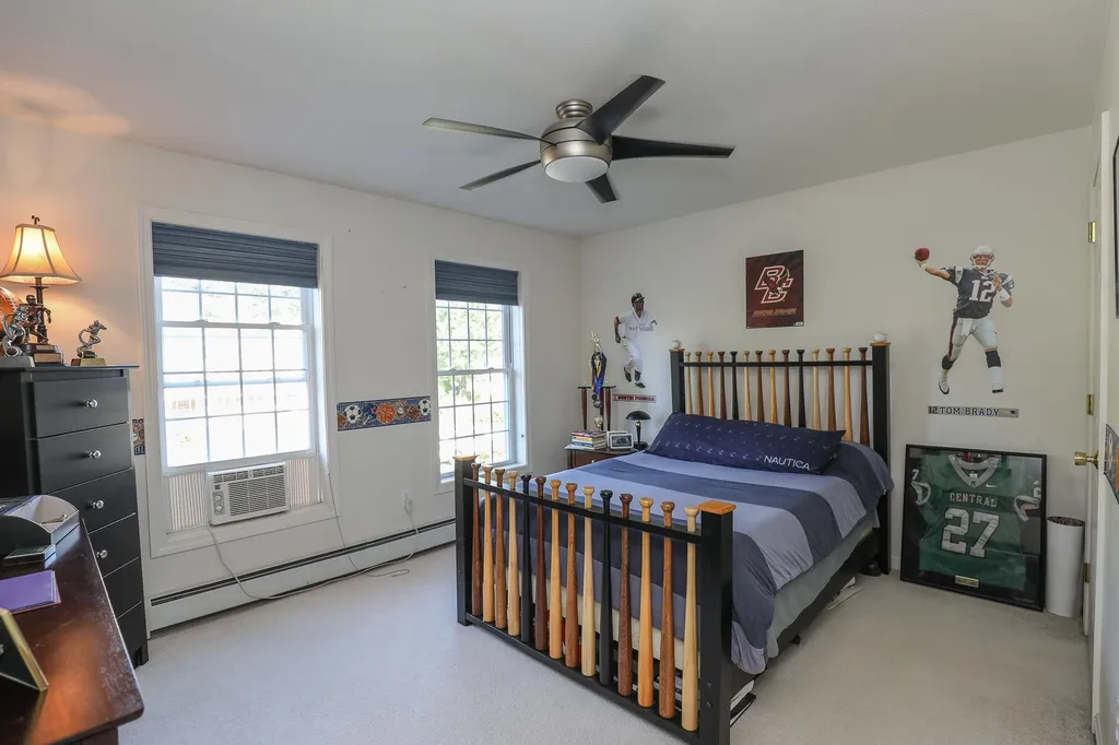 46 Stirling Avenue Hooksett NH 03106