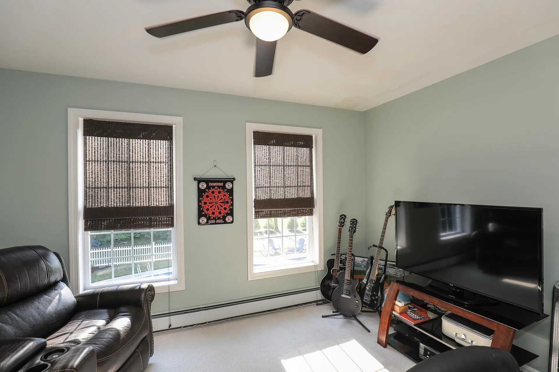 46 Stirling Avenue Hooksett NH 03106