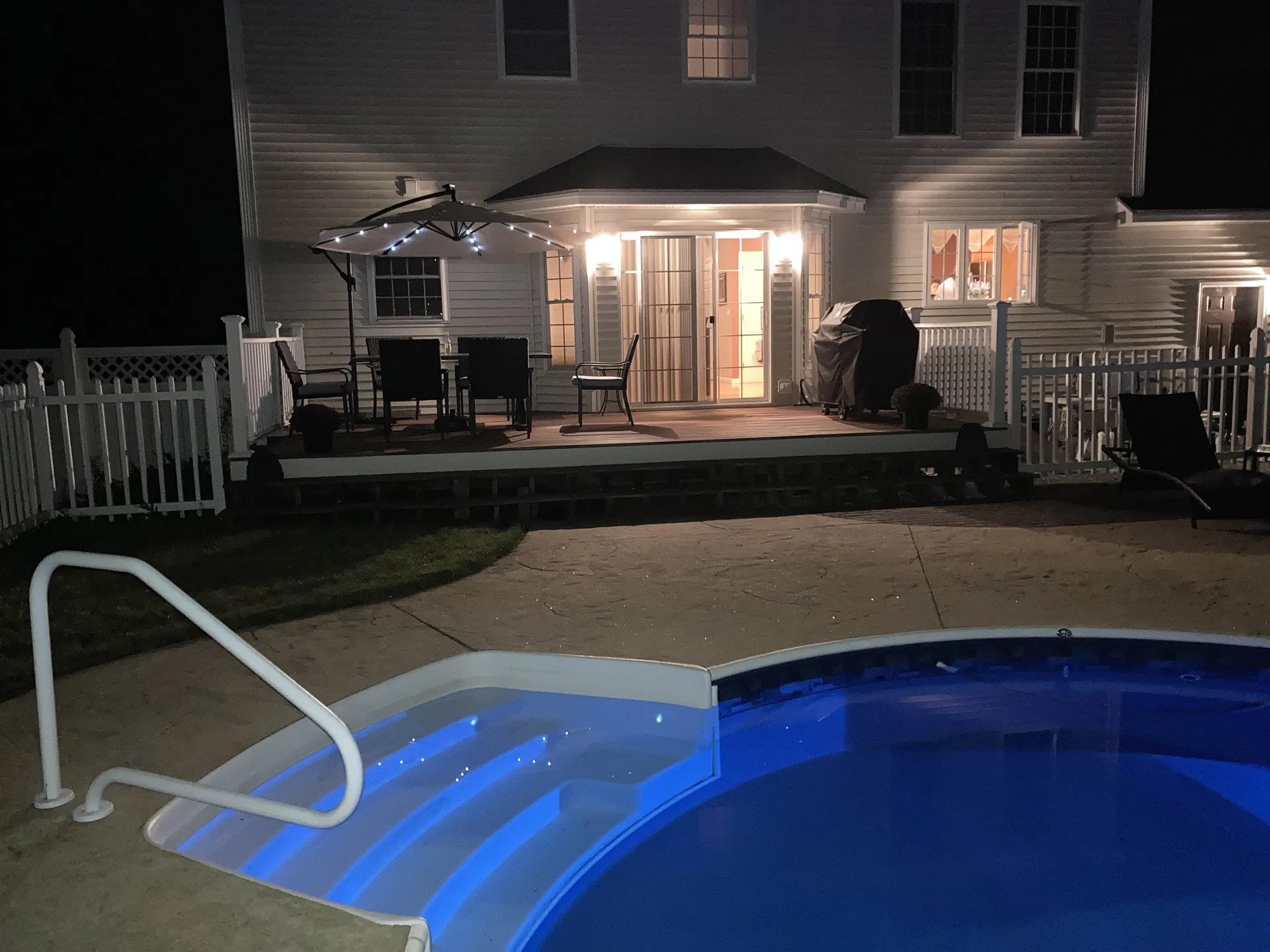 46 Stirling Avenue Hooksett NH 03106