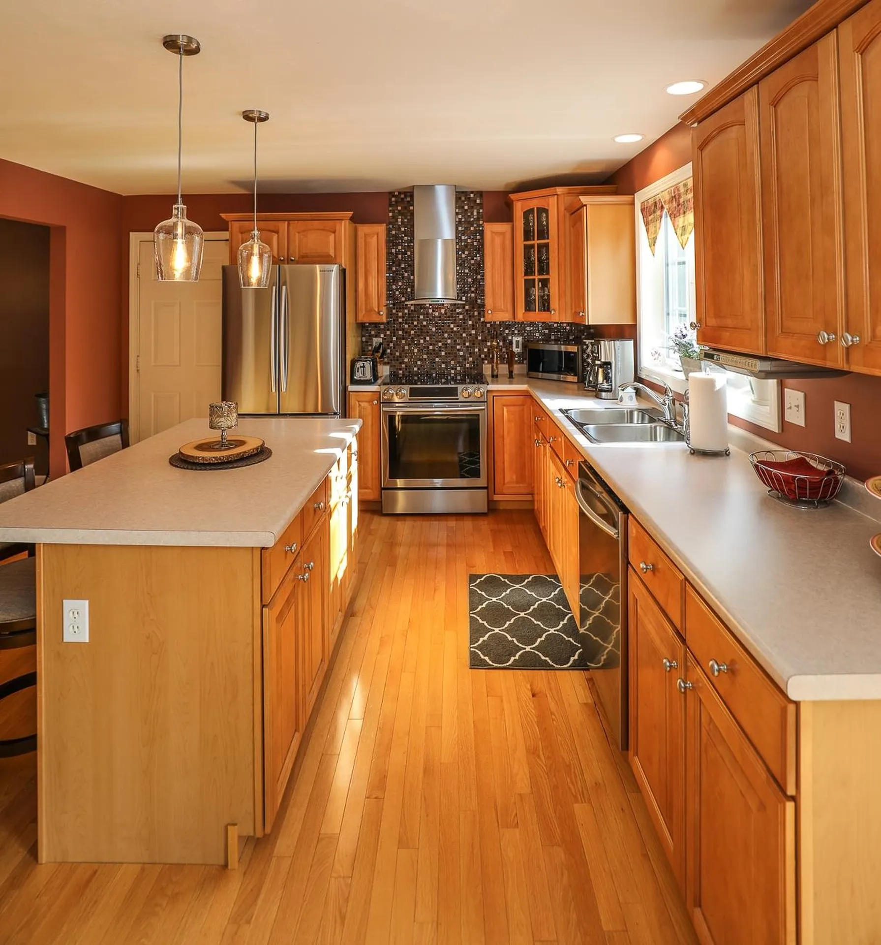 46 Stirling Avenue Hooksett NH 03106