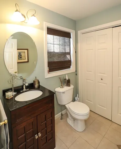 46 Stirling Avenue Hooksett NH 03106