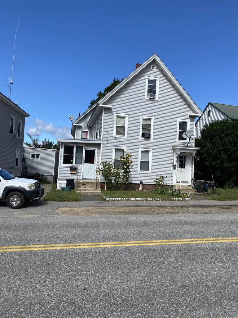84-86 Oak Street Laconia NH 03246