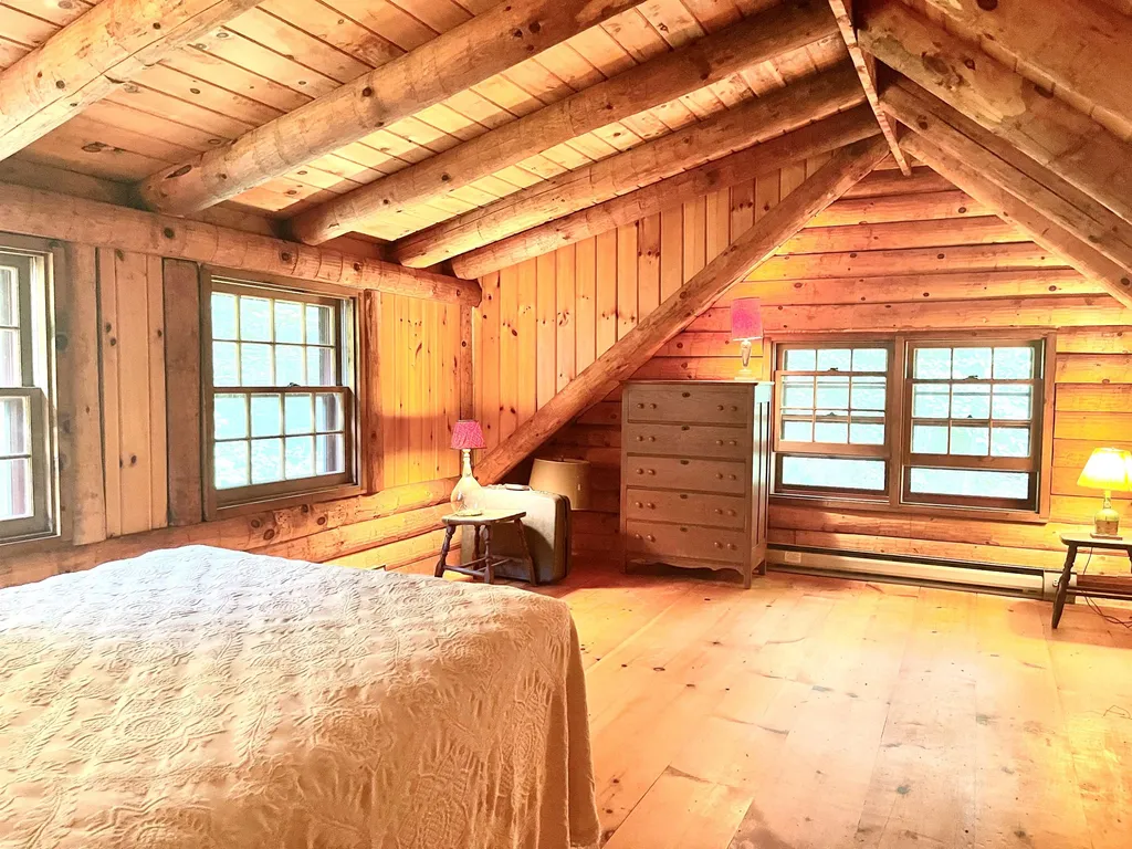 521 Cape Moonshine Road Piermont NH 03779