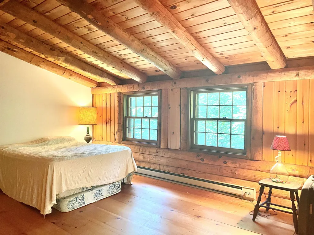 521 Cape Moonshine Road Piermont NH 03779