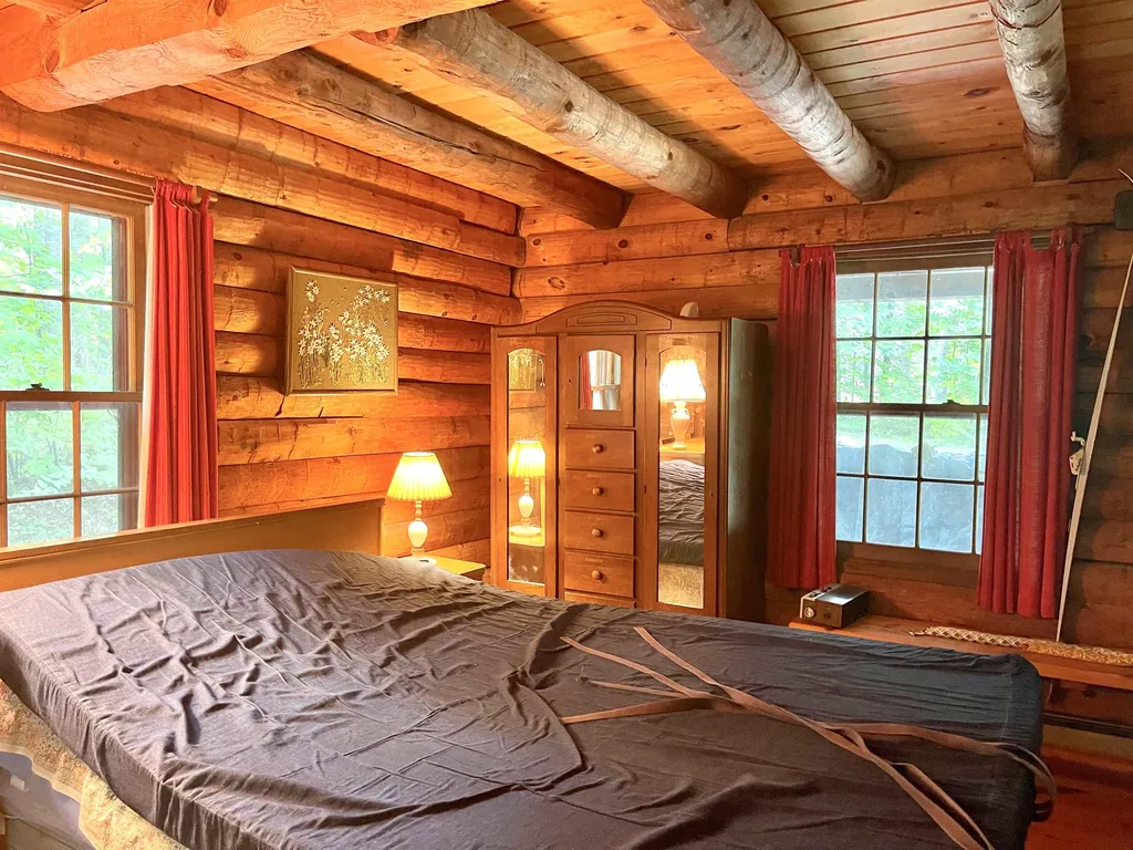 521 Cape Moonshine Road Piermont NH 03779