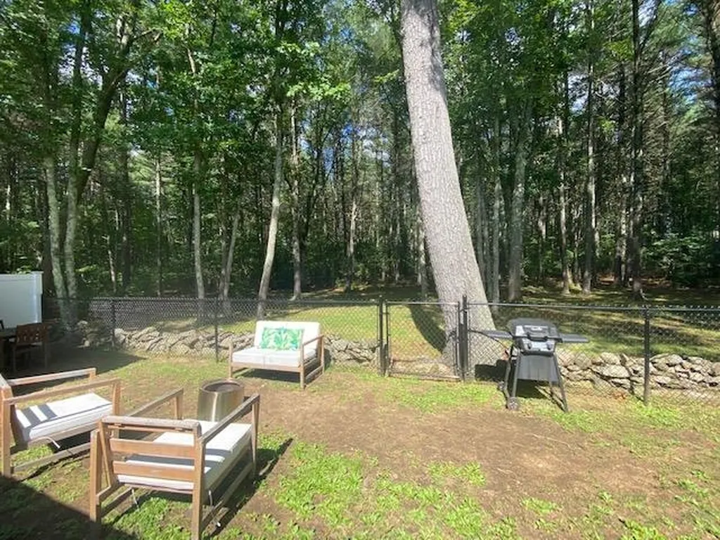 19 Strafford Road Dover NH 03820