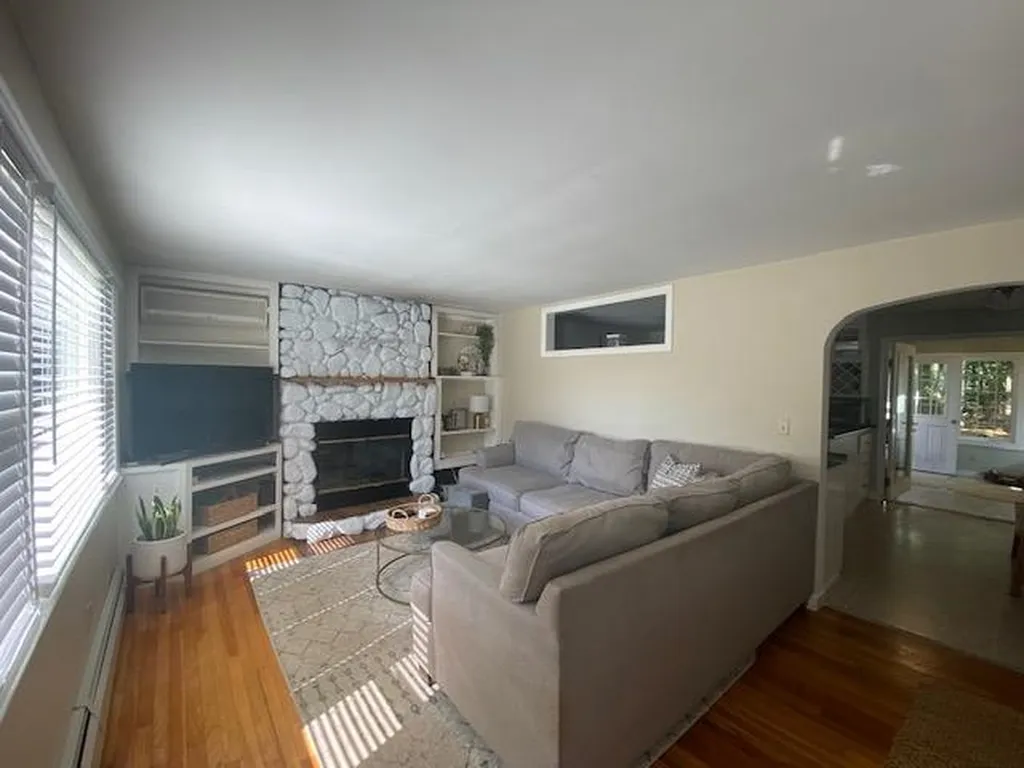 19 Strafford Road Dover NH 03820