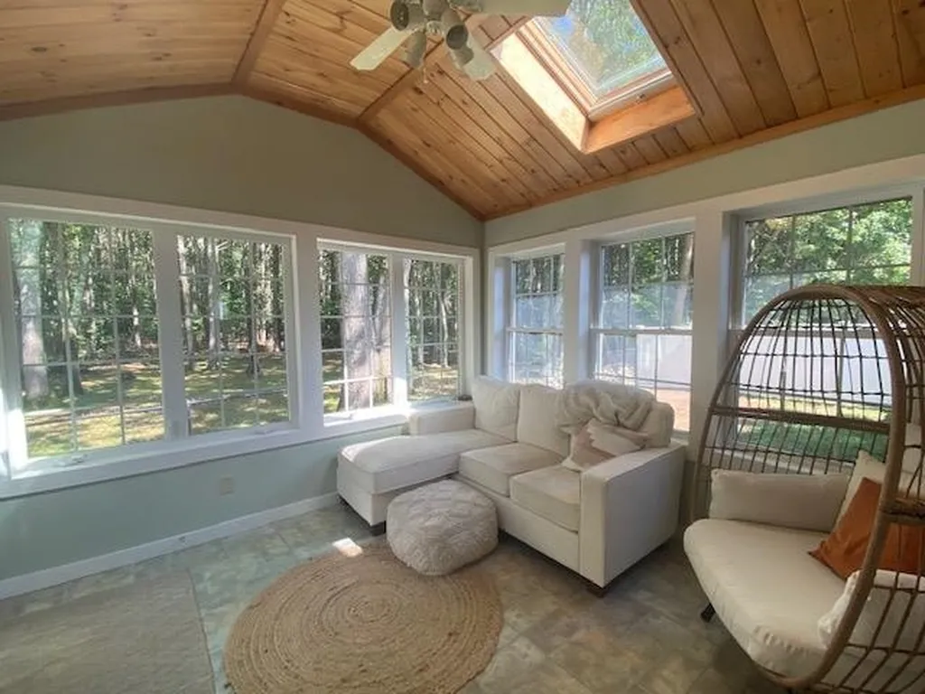 19 Strafford Road Dover NH 03820