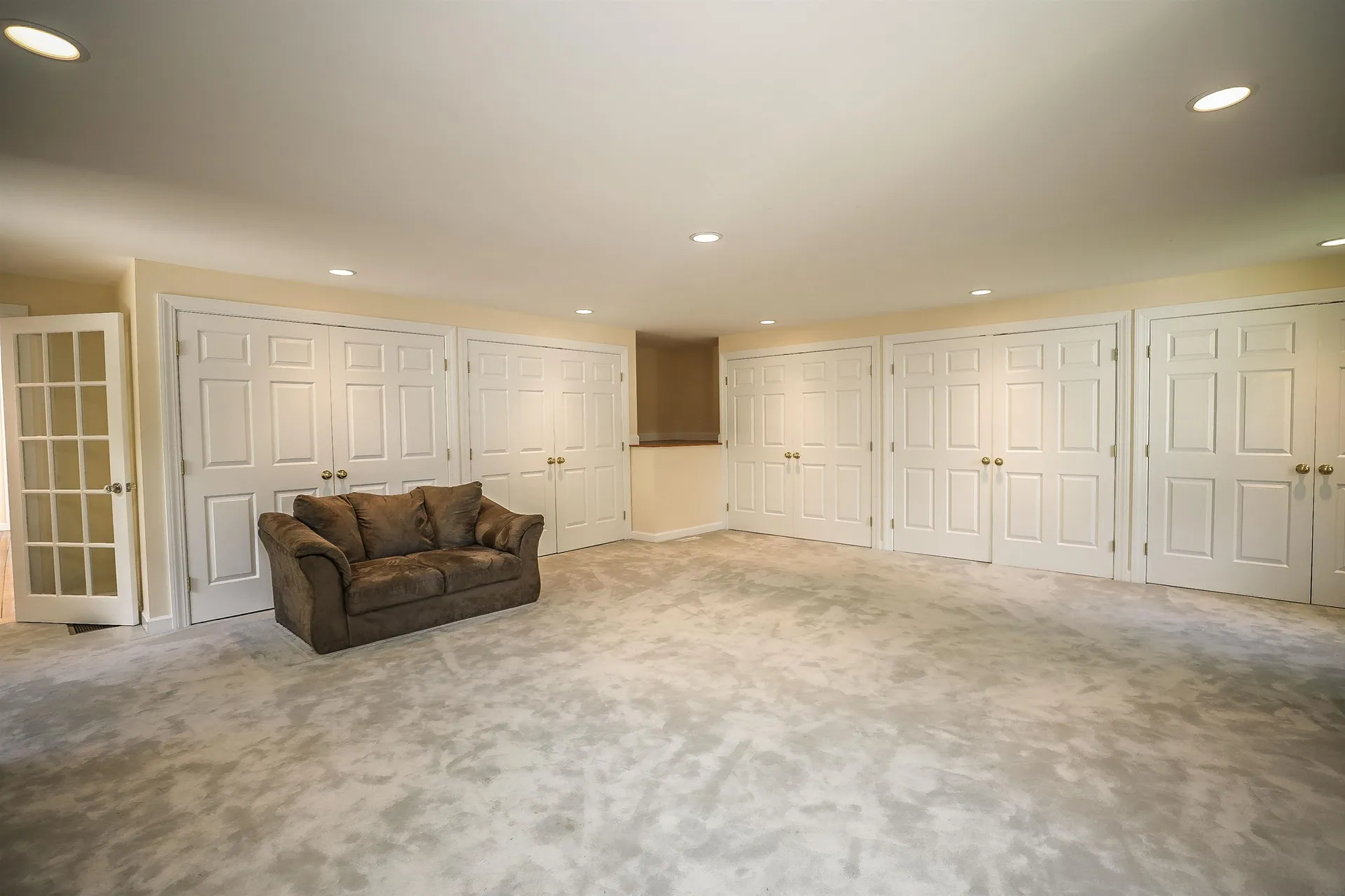 373 Whitford Street Manchester NH 03104