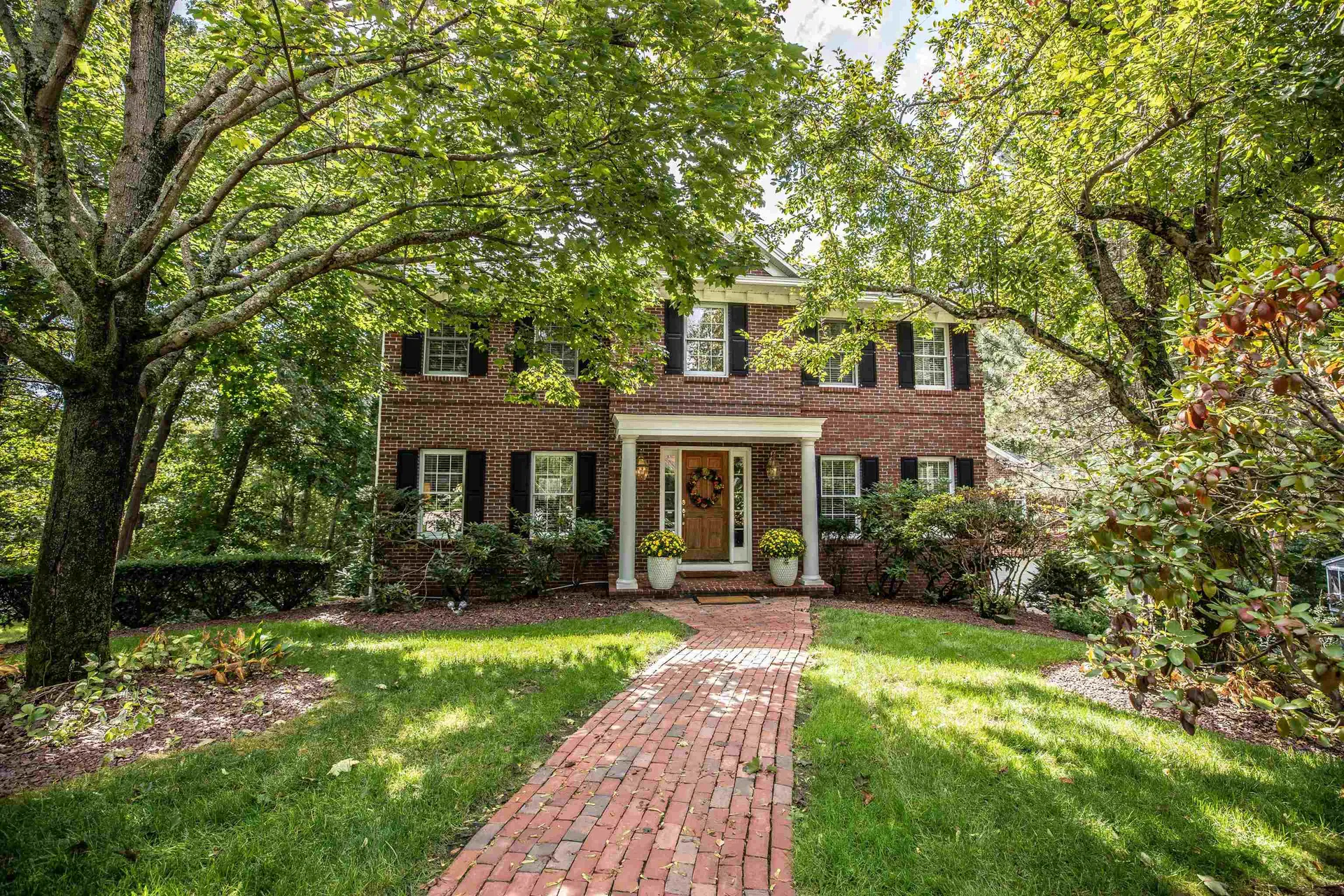 373 Whitford Street Manchester NH 03104