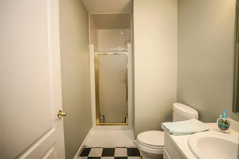 373 Whitford Street Manchester NH 03104
