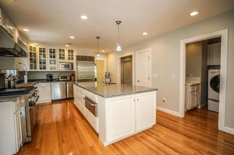 373 Whitford Street Manchester NH 03104