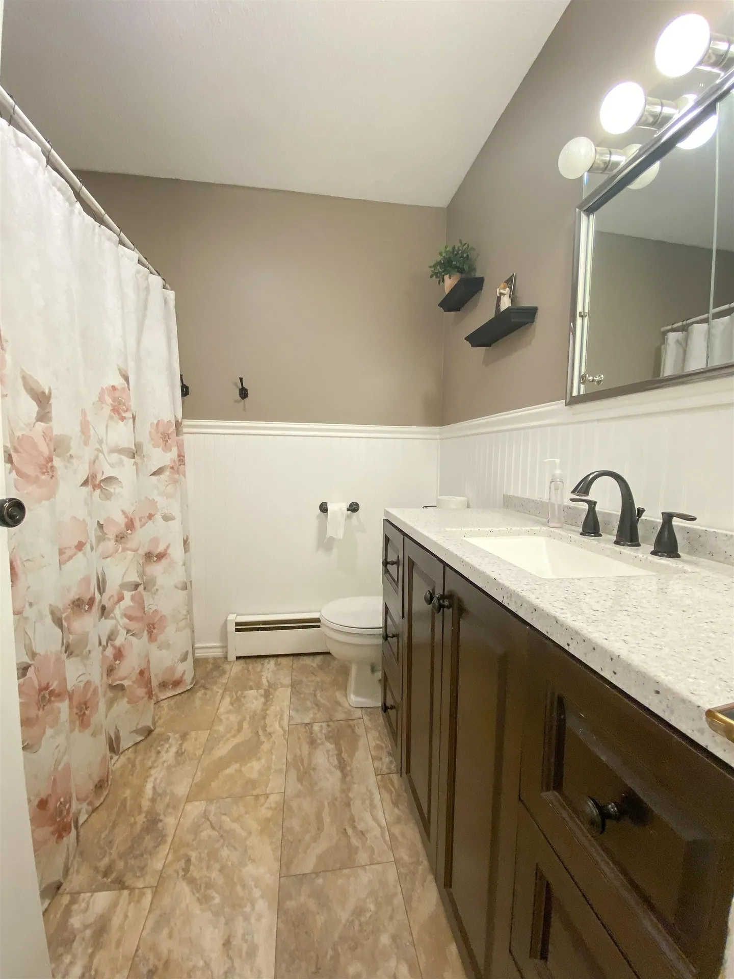 8 Ellery Street Claremont NH 03743
