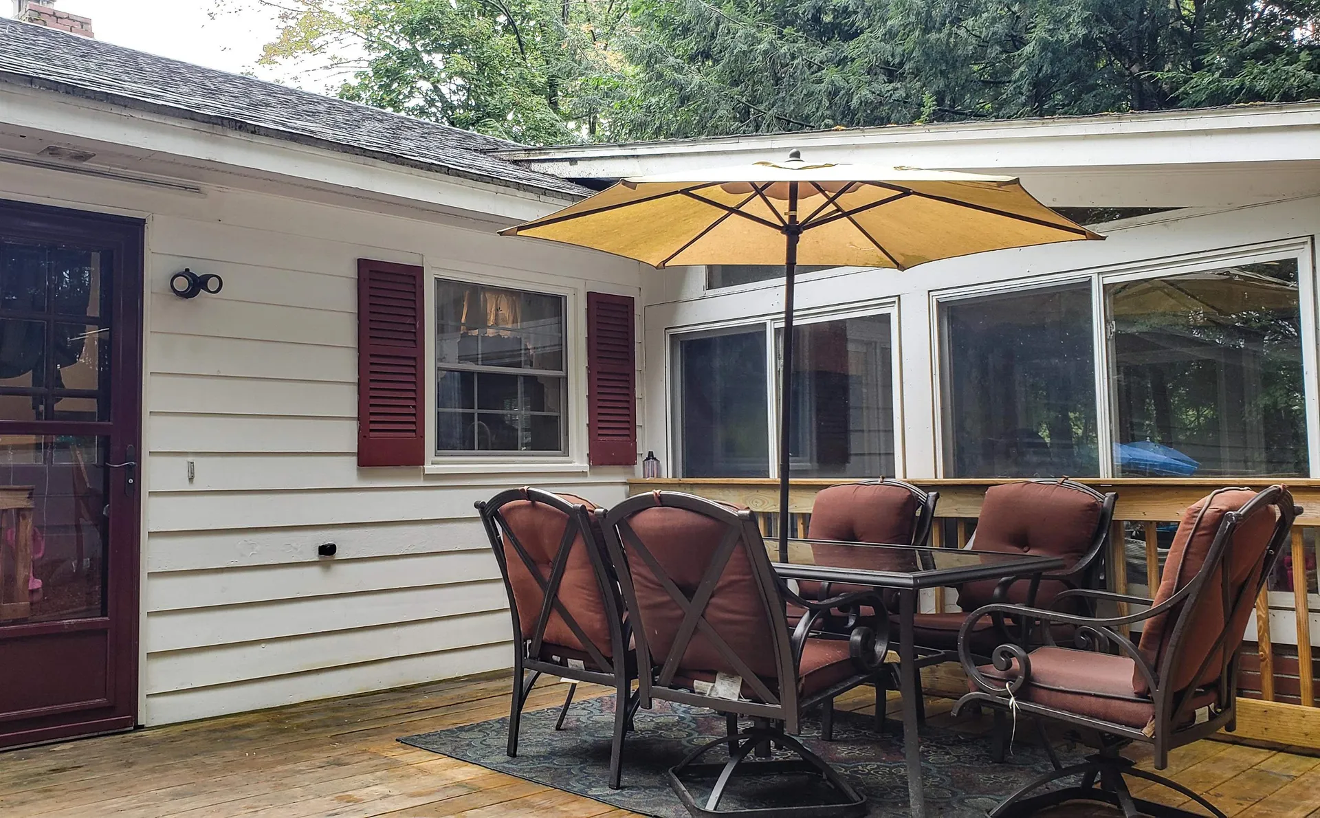 8 Ellery Street Claremont NH 03743