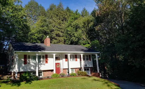 8 Ellery Street Claremont NH 03743