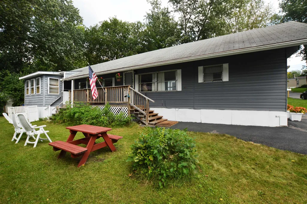 371 Penny Lane Shelburne VT 05482