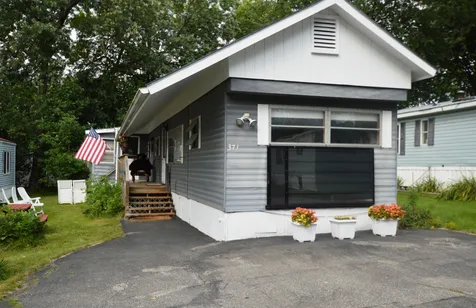 371 Penny Lane Shelburne VT 05482
