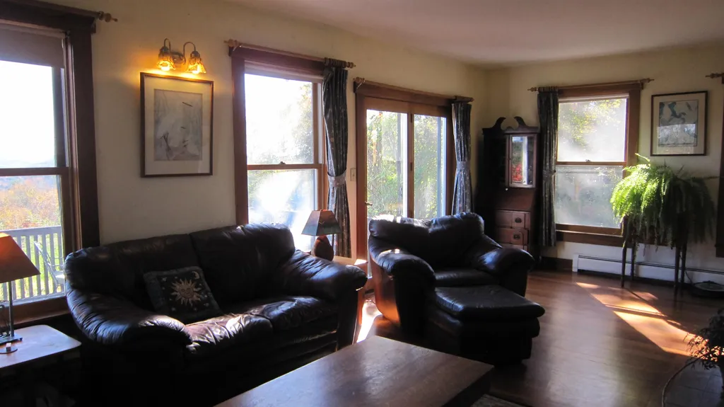 284 East Town Farm Road Putney VT 05346