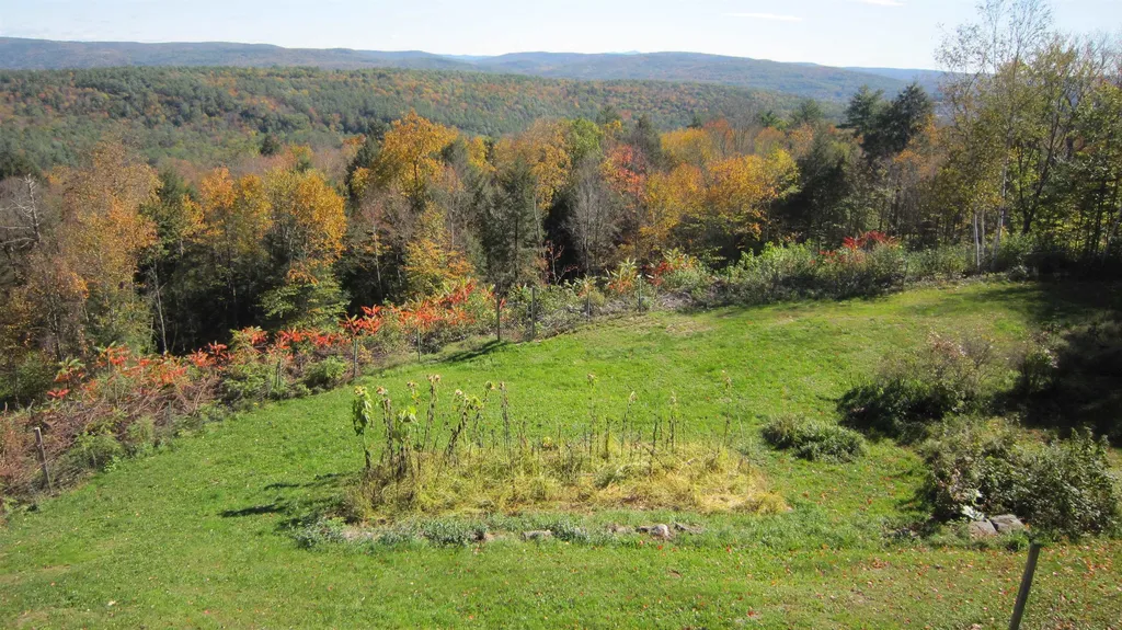 284 East Town Farm Road Putney VT 05346