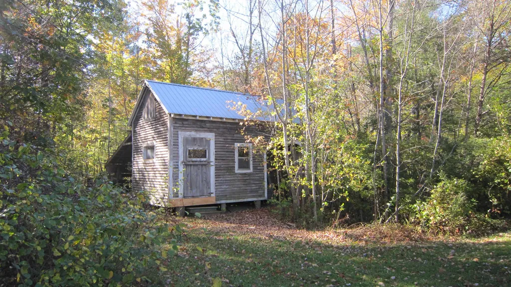 284 East Town Farm Road Putney VT 05346