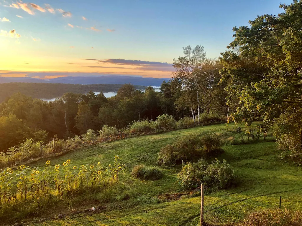 284 East Town Farm Road Putney VT 05346