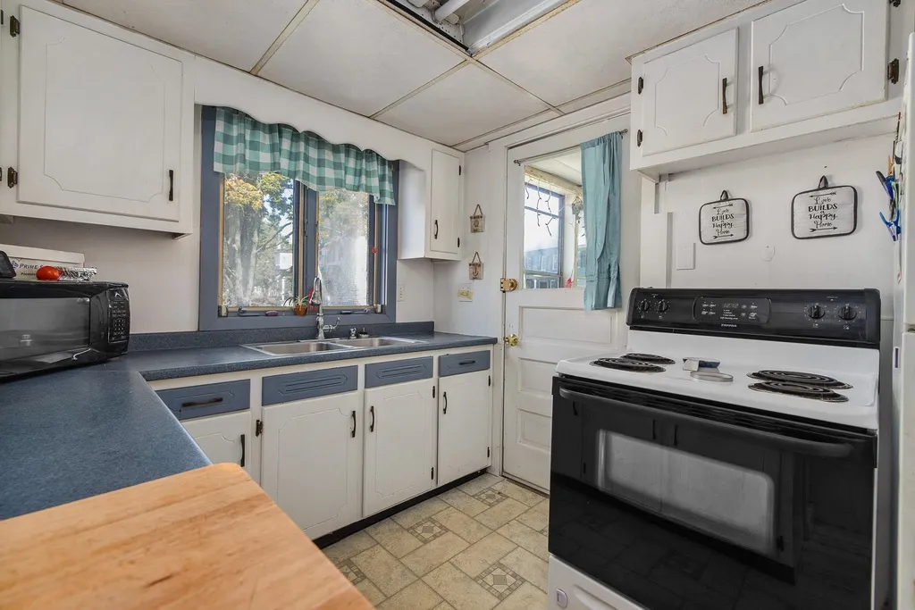 4-6 Stark Avenue Dover NH 03820